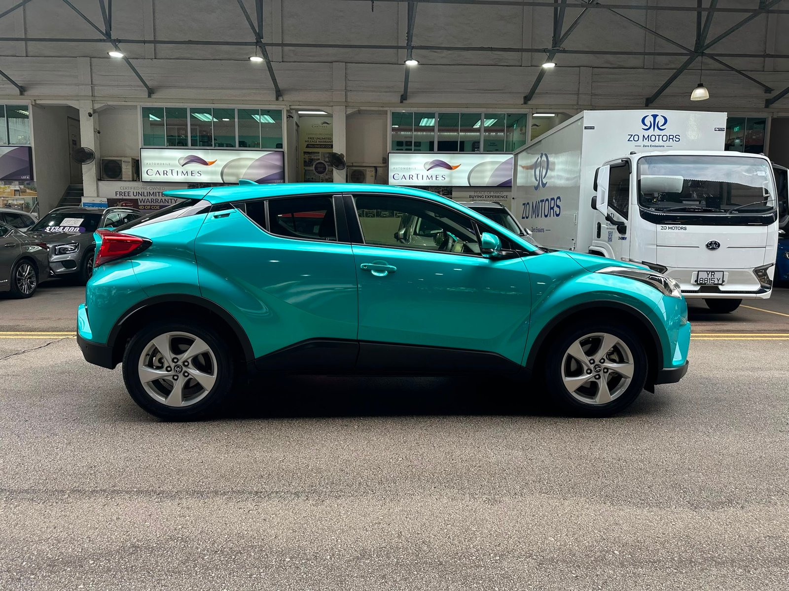 Toyota C-HR 1.2 Turbo Active photo 4
